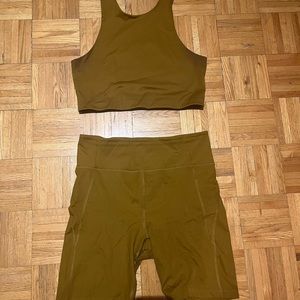 girlfriend collective dylan bra and bike shorts set